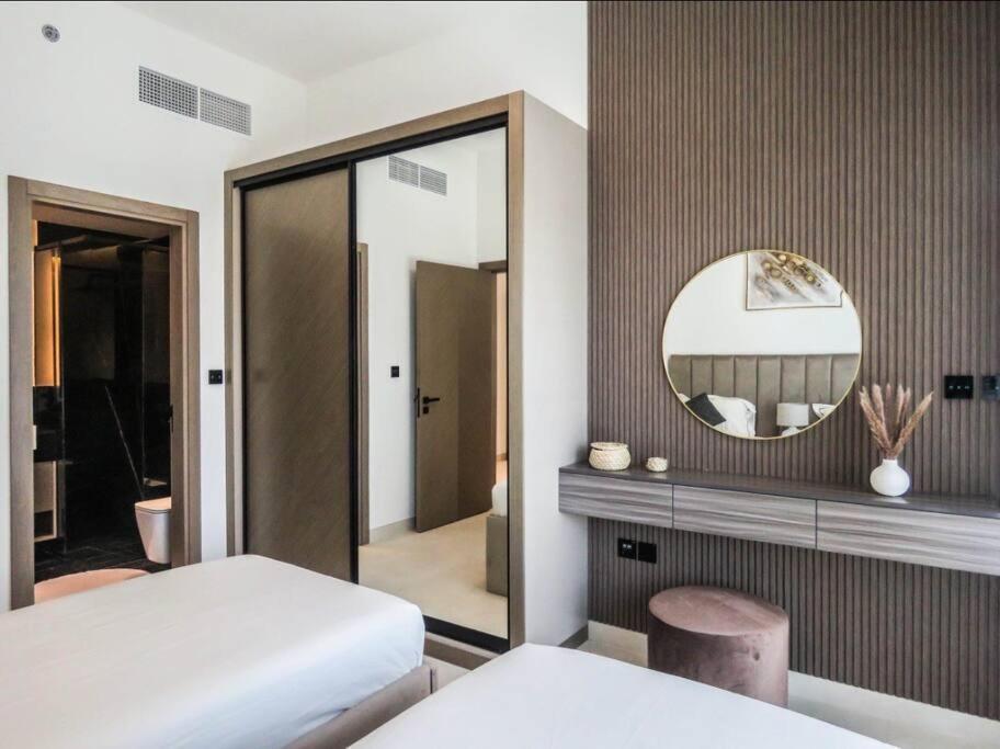 Stylish 2 Bedroom In Binghatti, Business Bay Dubai Dış mekan fotoğraf